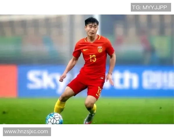 足球明星坚定眼神高清瞬间展现无畏精神与拼搏意志 足球明星坚定眼神高清瞬间展现无畏精神与拼搏意志